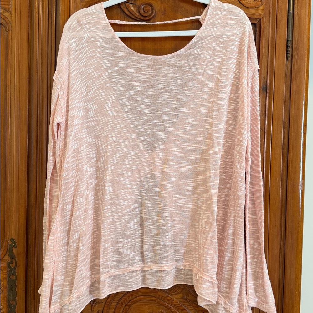 Women’s DYI, twist back long sleeve light sweater, size L, athleisure top